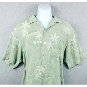Luau Mens‎ Button Down Short Sleeve 100% Silk Shirt Medium All Over Print Green